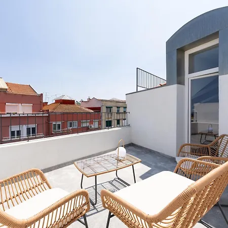 Apartment Sunny By Soulplaces